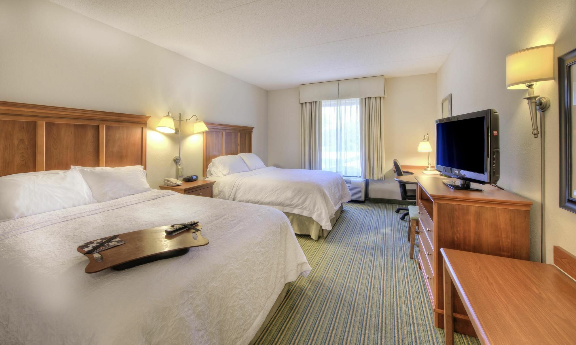 Hotel Hampton Area 3*